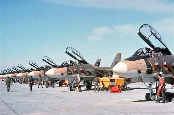 شکاری رهگیر F-14A