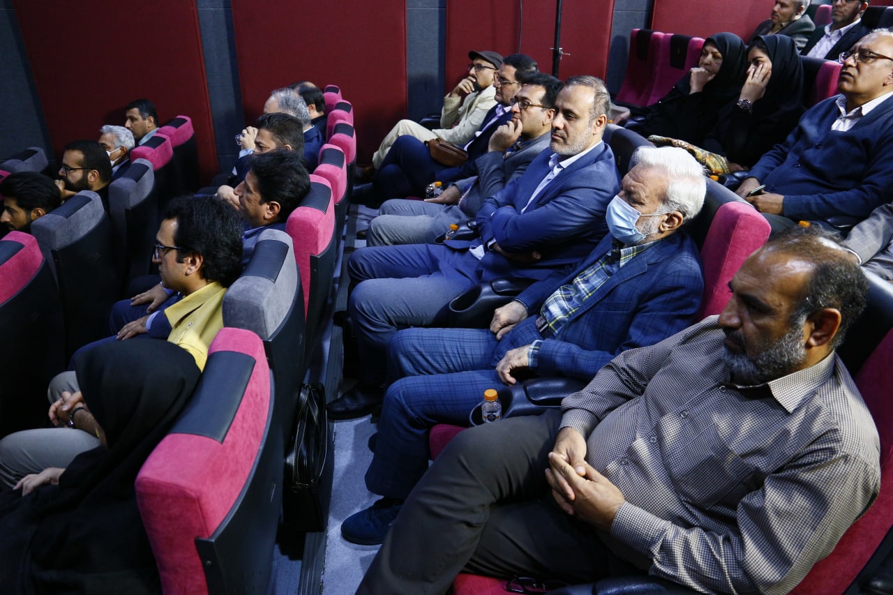 دیدار محمد خزاعی رییس سازمان سینمایی با روسای دفاتر انجمن جوانان ایران