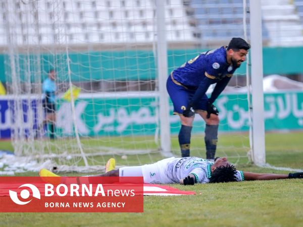 دیدار تیم های فوتبال آلومینیوم - گل گهر