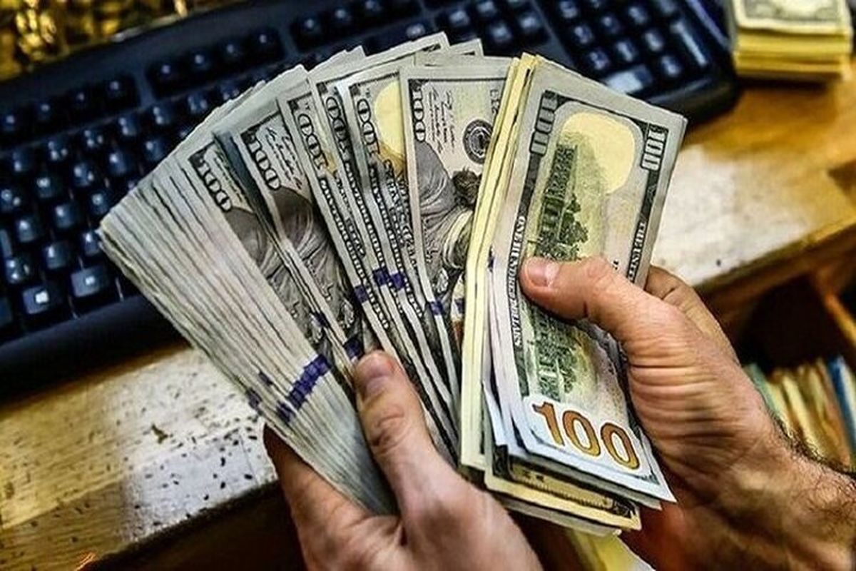 قیمت دلار در بازار آزاد امروز 8 بهمن‌ماه 1401