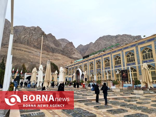 حال و هوای مسیر منتهی به گلزار شهدا کرمان 