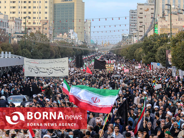 وداع باشکوه مشهدی‌ها با شهدای شاهچراغ