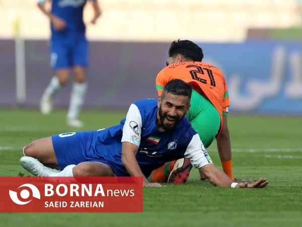 دیدار تیم های استقلال تهران -مس رفسنجان