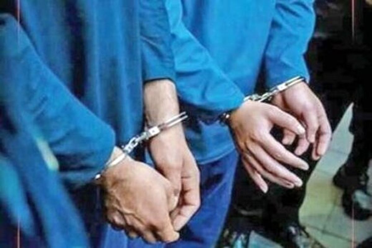 دستگیری عامل قتل مسلحانه ۲ جوان در دلگان