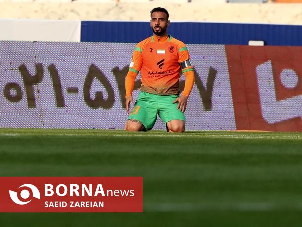 دیدار تیم های استقلال تهران -مس رفسنجان