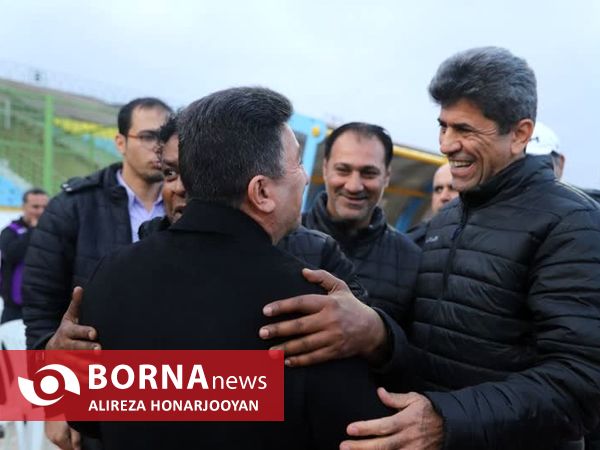 دیدار تیم های فوتبال صنعت نفت  - گل گهر