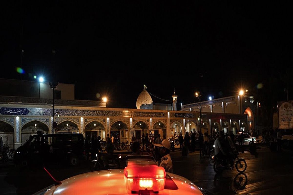 برگزاری مراسم بزرگداشت شهدای حمله تروریستی شیراز از سوی دفتر مقام معظم رهبری