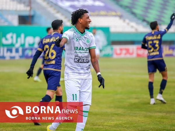 دیدار تیم های فوتبال آلومینیوم - گل گهر