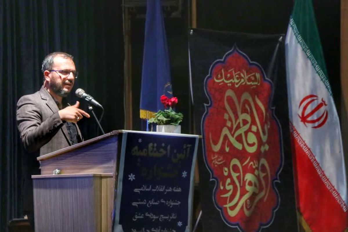 جامعه هنری در مقابل صف‌بندی دشمن تولید محتوا داشته باشد