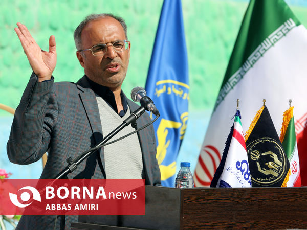 پویش تامین نوشت افزار دانش آموزان مجاور تاسیسات نفتی و گازی