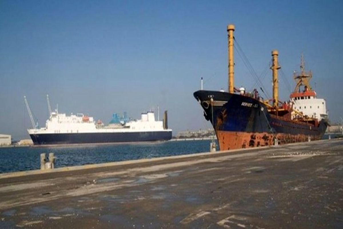 ورود نفتکش ایرانی به بندر بانیاس همزمان با سفر وزیر خارجه ایران به سوریه
