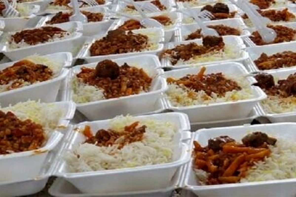 اطعام نیازمندان درپهن بشاگرد در ماه رمضان