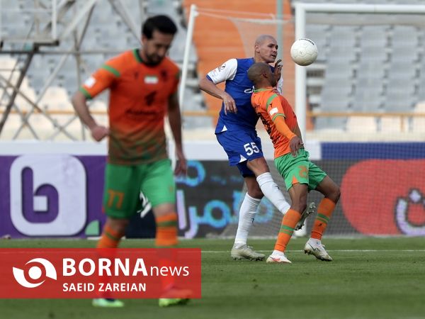 دیدار تیم های استقلال تهران -مس رفسنجان