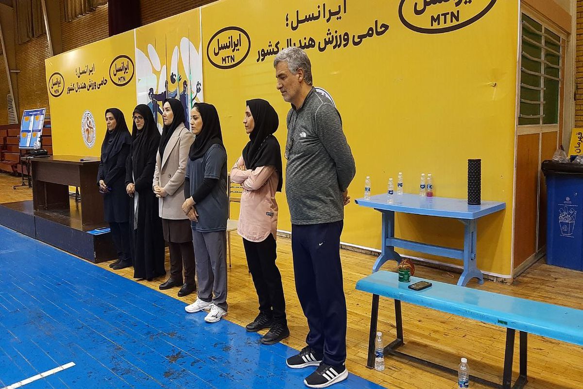   امیدوارم در مسابقات قهرمانی آسیا سندی بر افتخارآفرینی دختران ایران باشیم